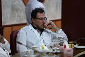 جلسه کمیته مورتالییتی مورخ 5 مهرماه سال جاری در مرکز قلب و عروق شهید رجایی: عکس شماره 12 / 12